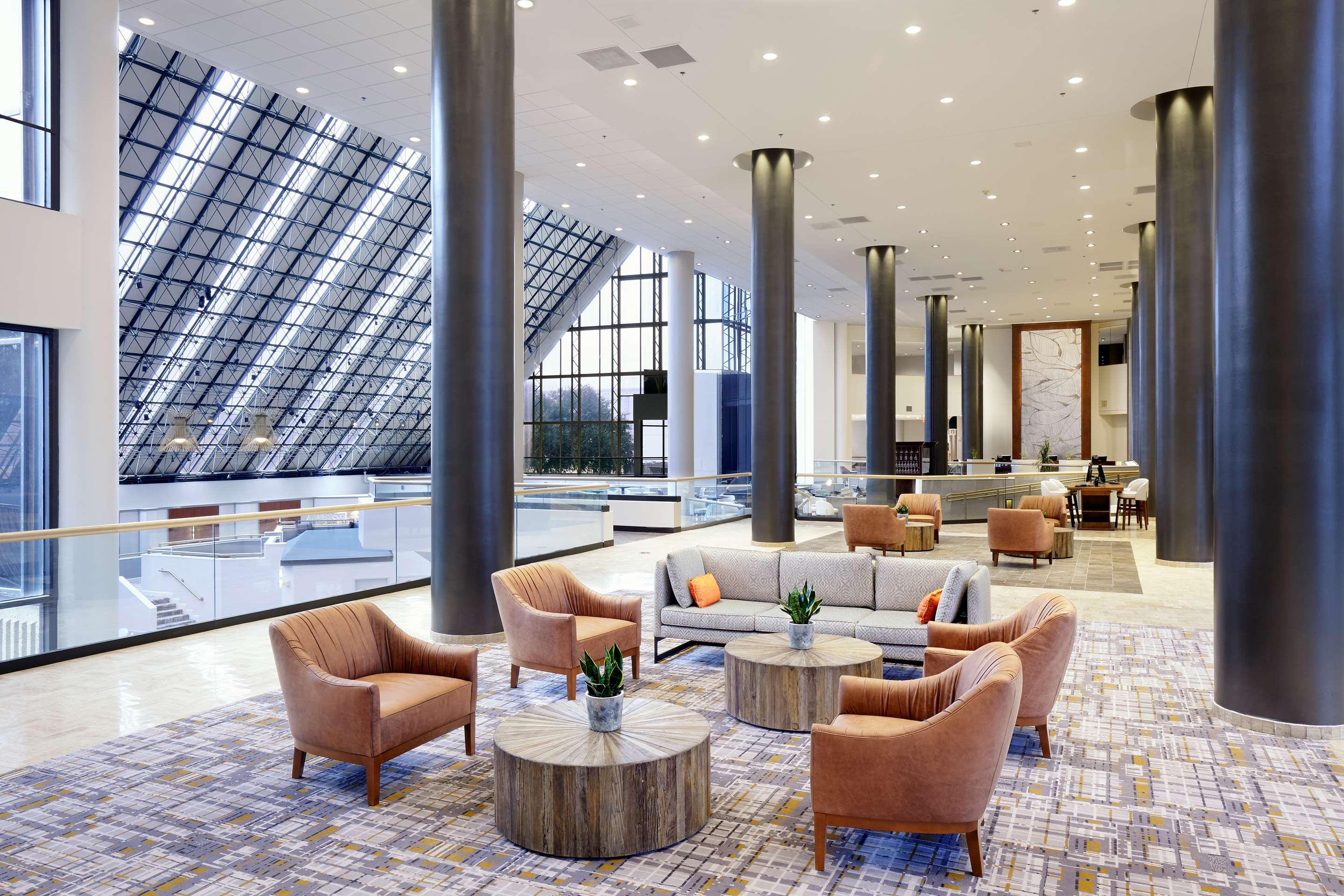 DoubleTree by Hilton Hotel Dallas Campbell Centre, Dallas – Preços  atualizados 2023